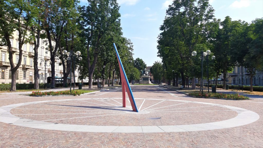 Piazza Solferino - meridiana installazione
